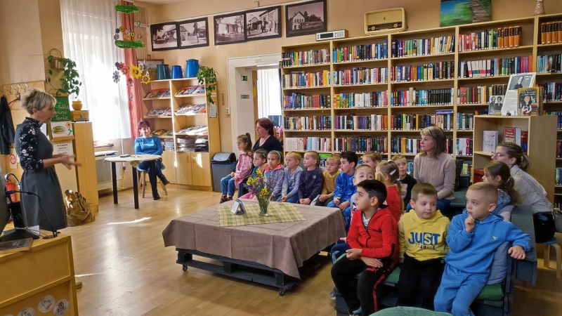 "Mesél a könyv mesél a könyvtár" II.